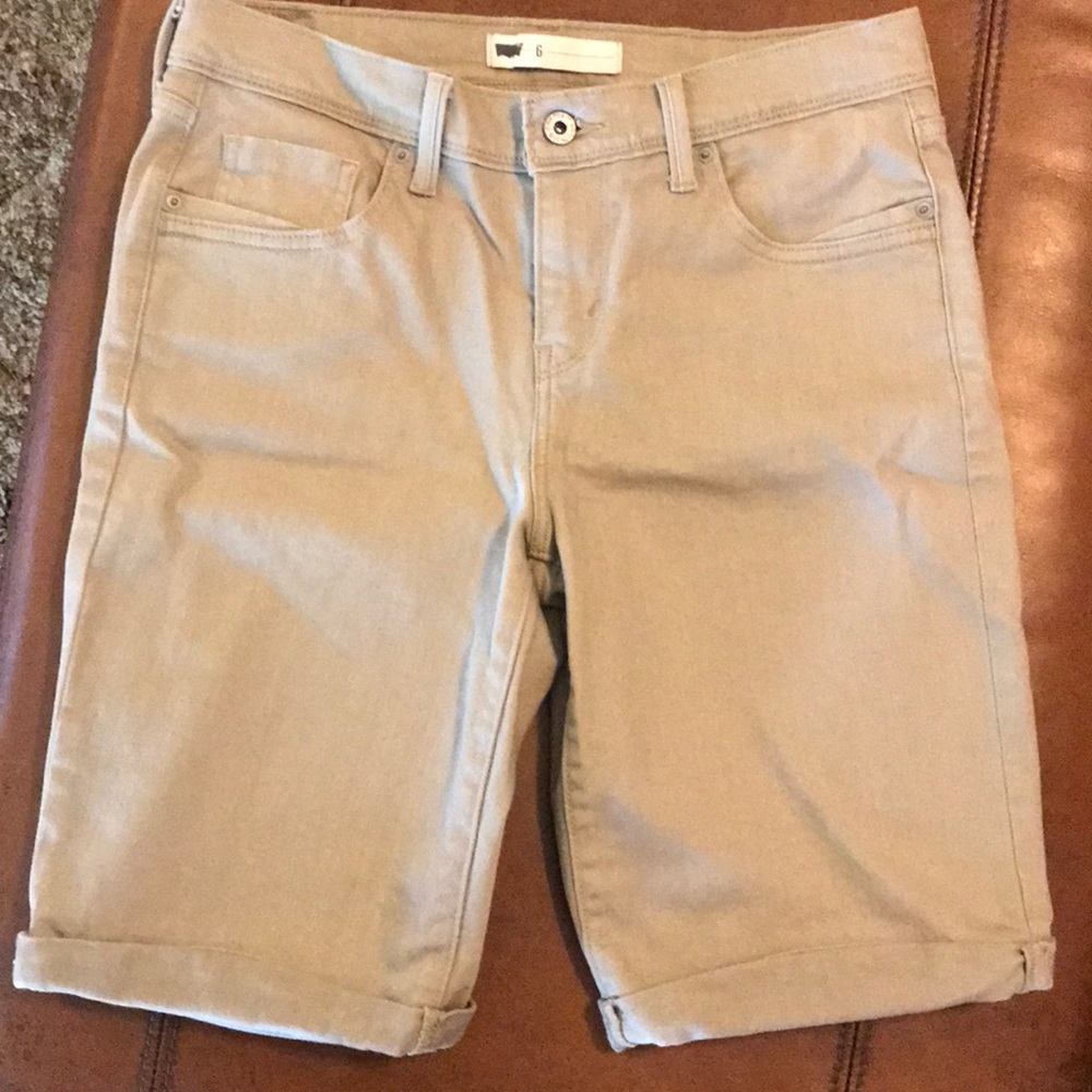 Levi Khaki Denim Shorts